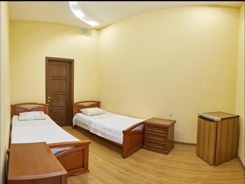 Bella Hotel 25/50