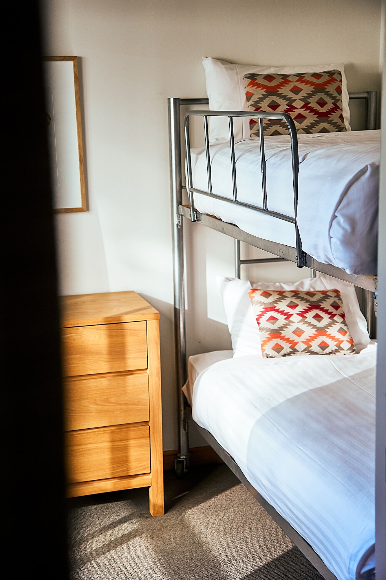 جناح بسريرين منفصلين وسرير كوين وسرير بطابقين بـ3 غرف نوم، Salamanca Inn 3/4