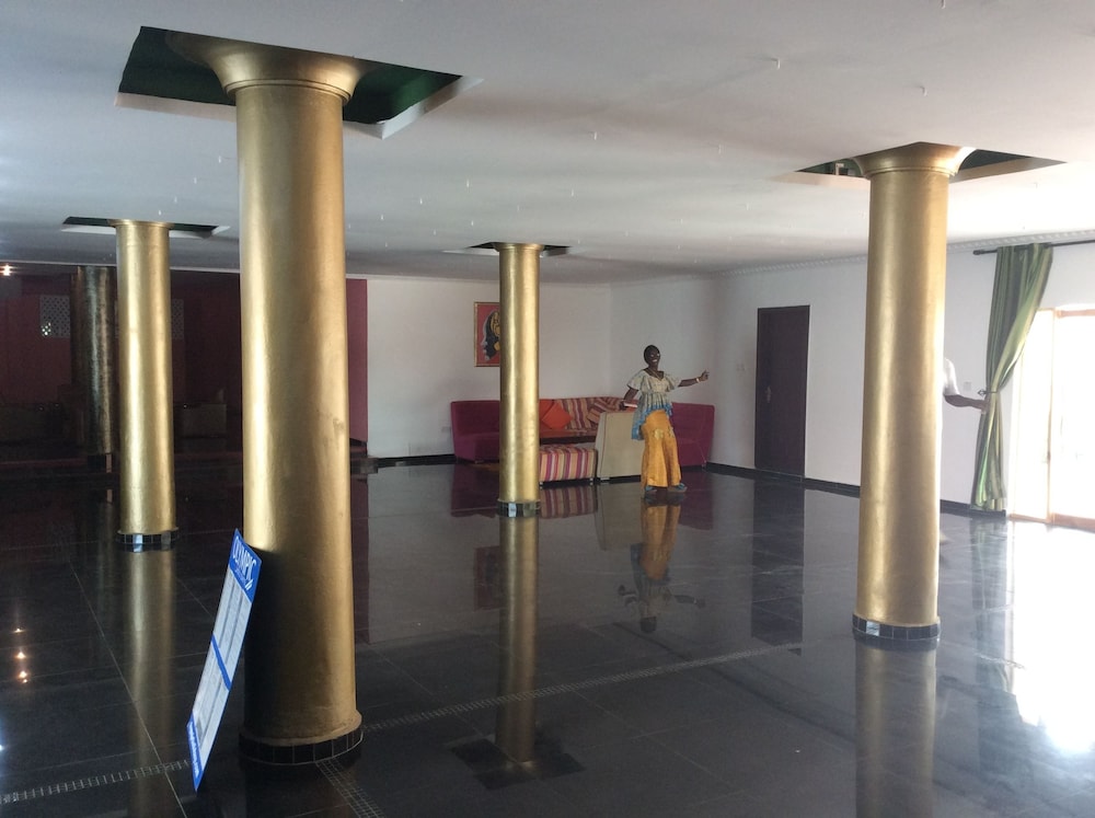 Mansea Beach Hotel 40/65