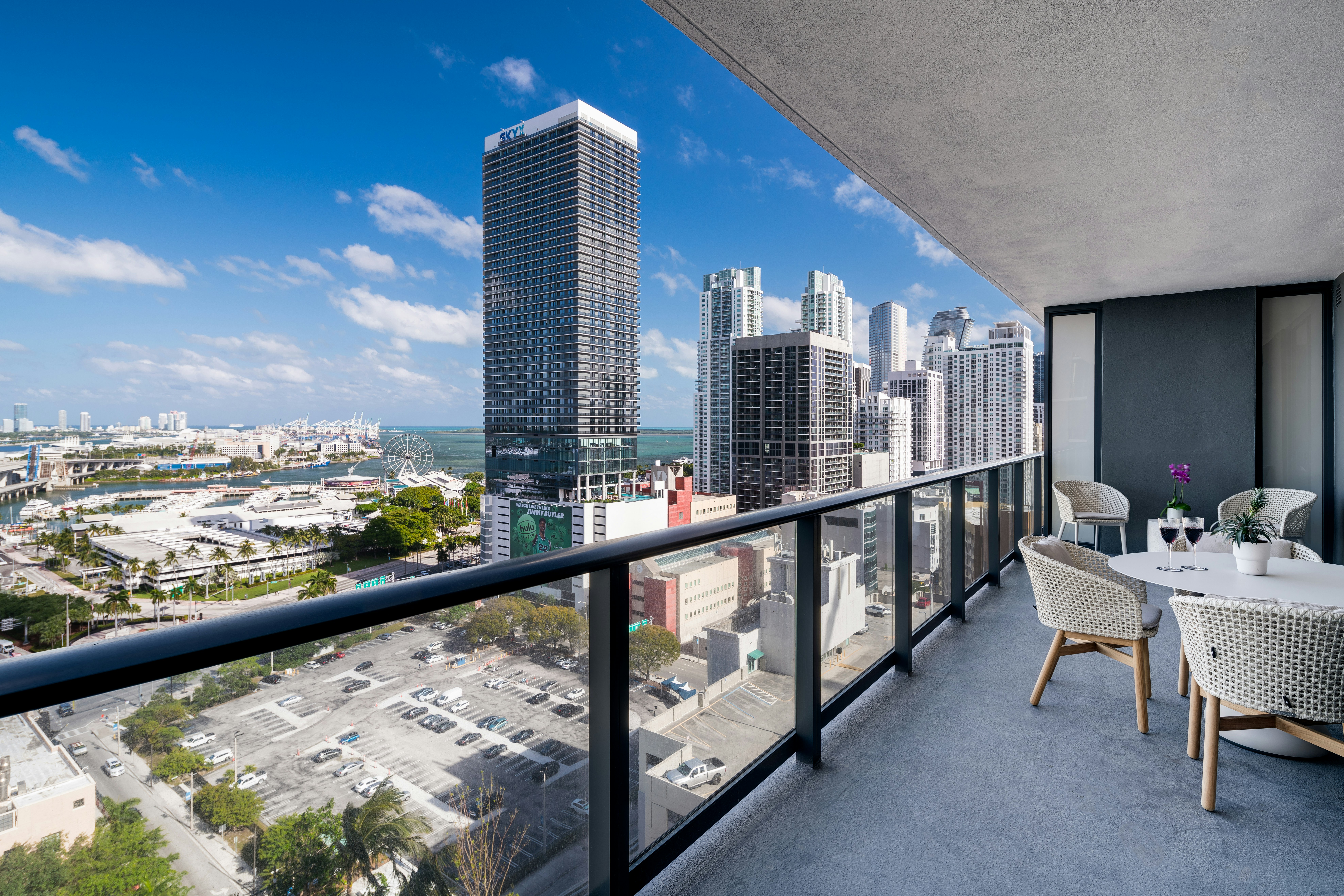 Gale Miami Hotel and Residences 27/57