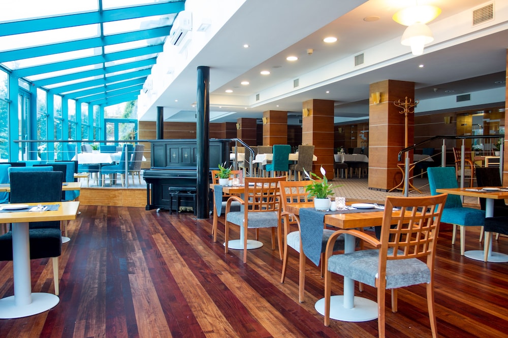 Hotel Villa Park Med Spa 47/58