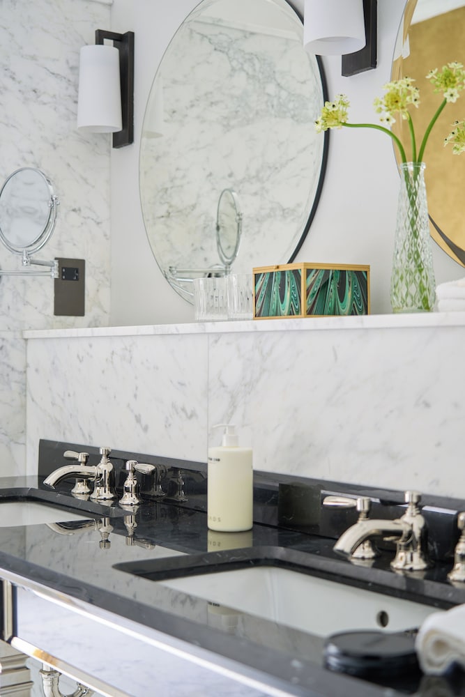 The Cliff Townhouse 3/50