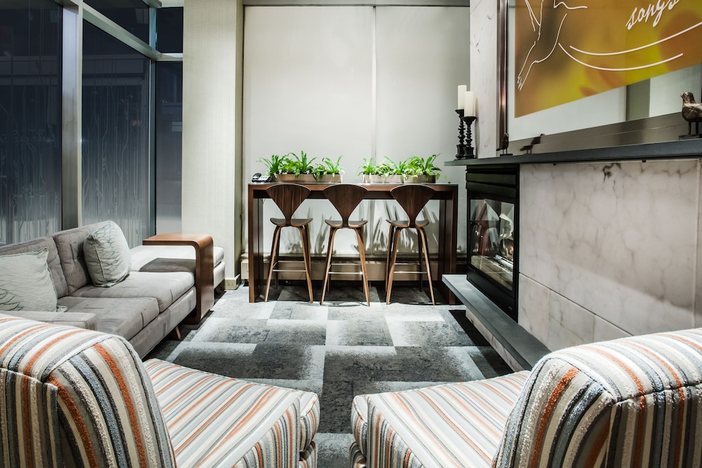 Hilton Garden Inn New York West 35th Street 39/56