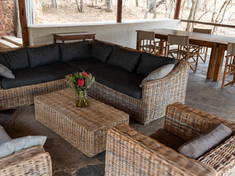 Zebra Country Lodge 29/50