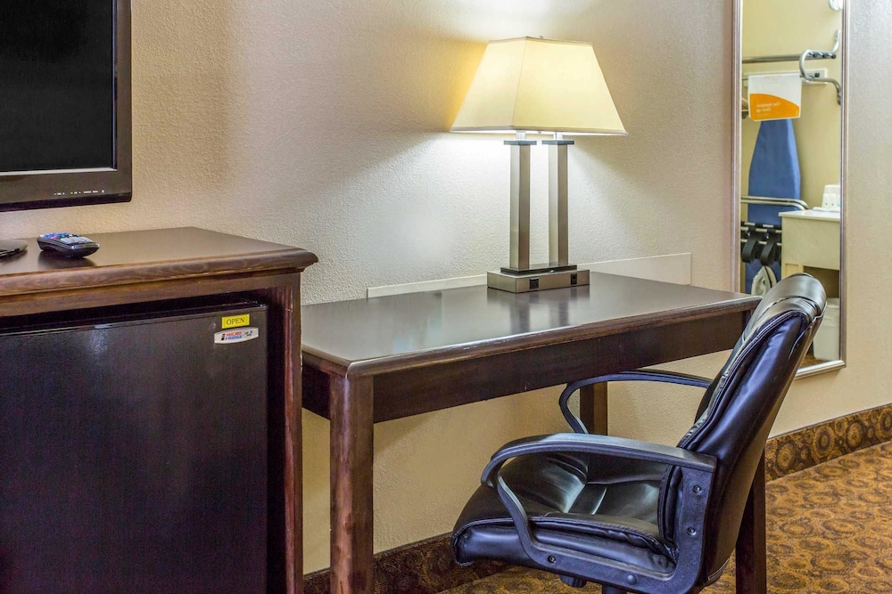 Quality Inn Ozona I-10 28/29