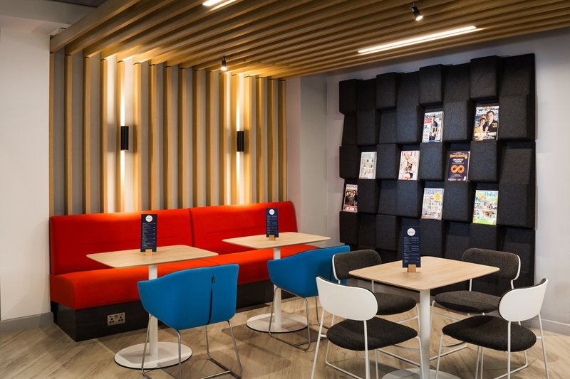 Holiday Inn Express London Ealing 19/34