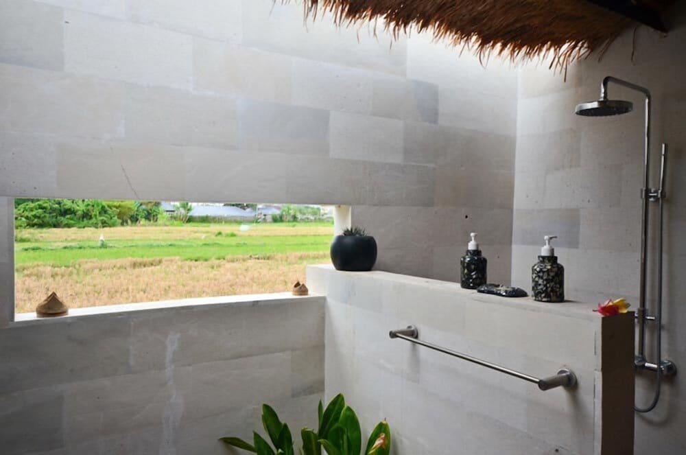 Frangipani Beach Villa 36/68