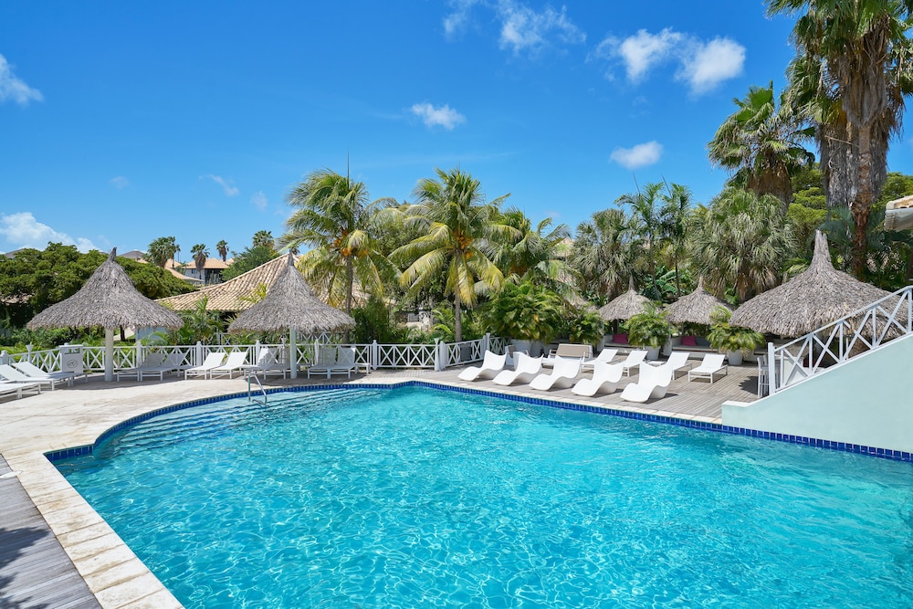 Papagayo Beach Resort in JAN THIEL