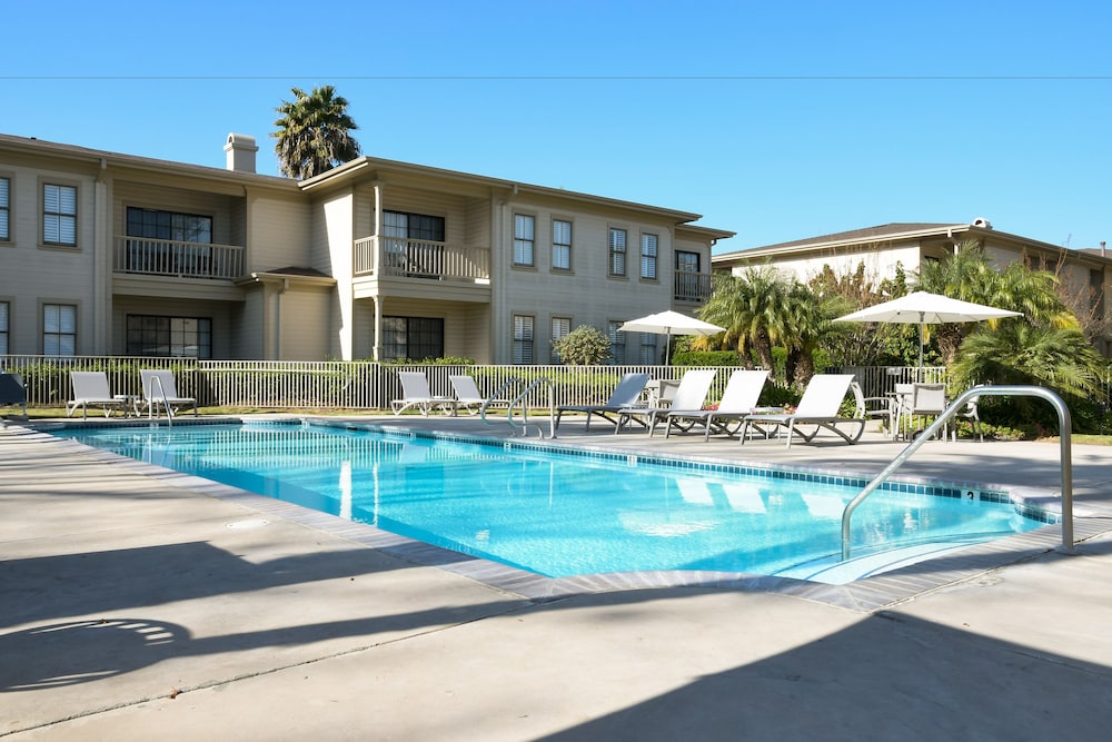 The Steward, Santa Barbara, a Tribute Portfolio Hotel 1/58