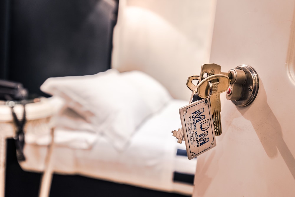 Mdm Luxury Rooms Guest House 17/50