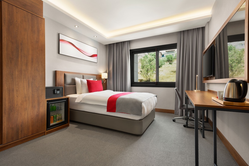 Ramada by Wyndham Izmir Aliaga 20/48