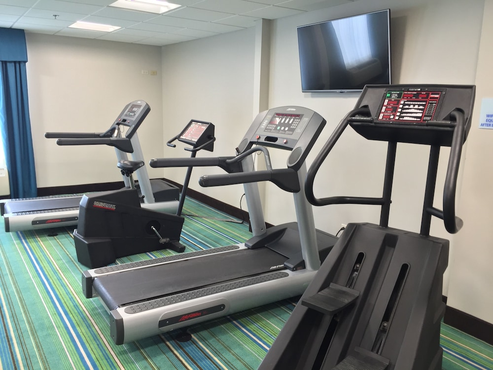 Holiday Inn Express Chicago NW - Arlington Heights, an IHG Hotel 30/54