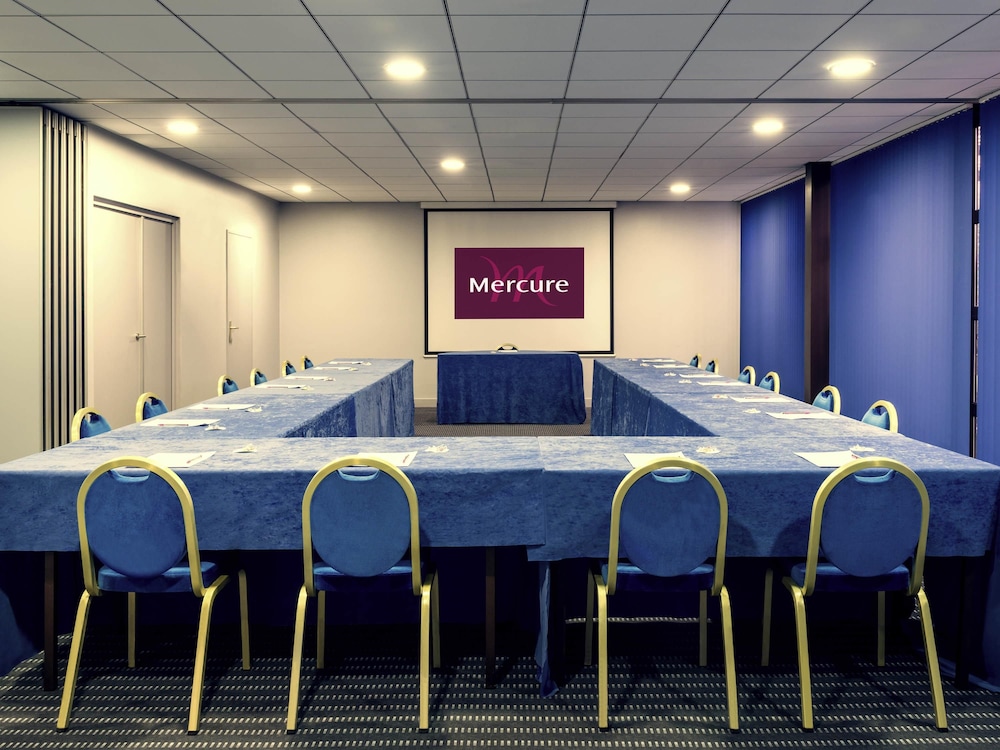 MERCURE CERGY PONTOISE CENTRE 59/70