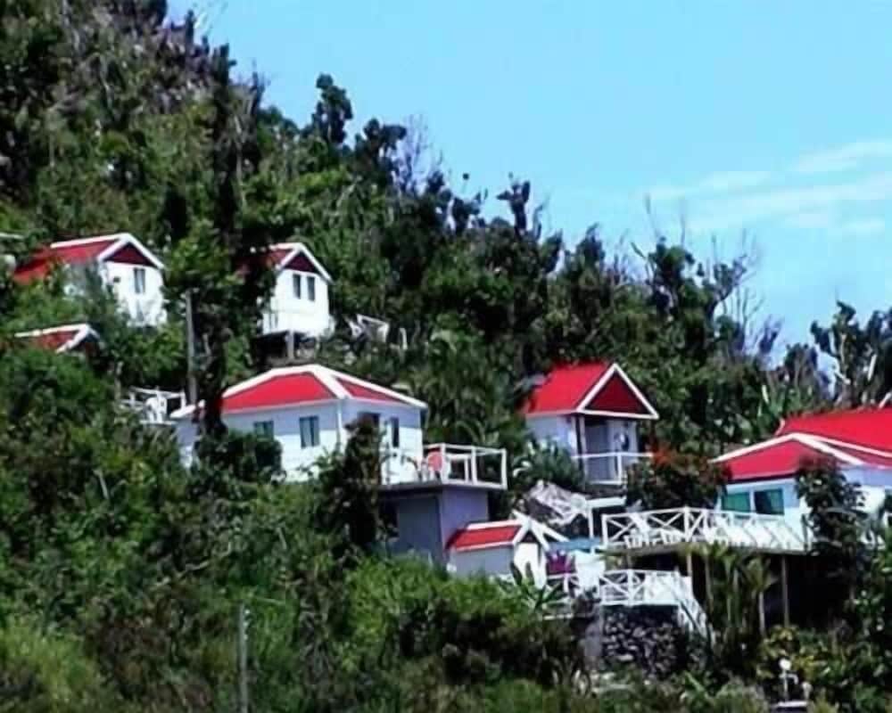 El Momo Cottages 36/38