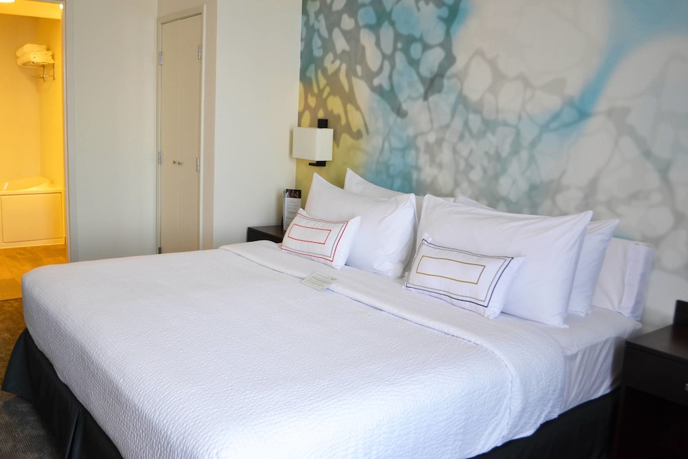 Courtyard By Marriott San Luis Potosi 7/42