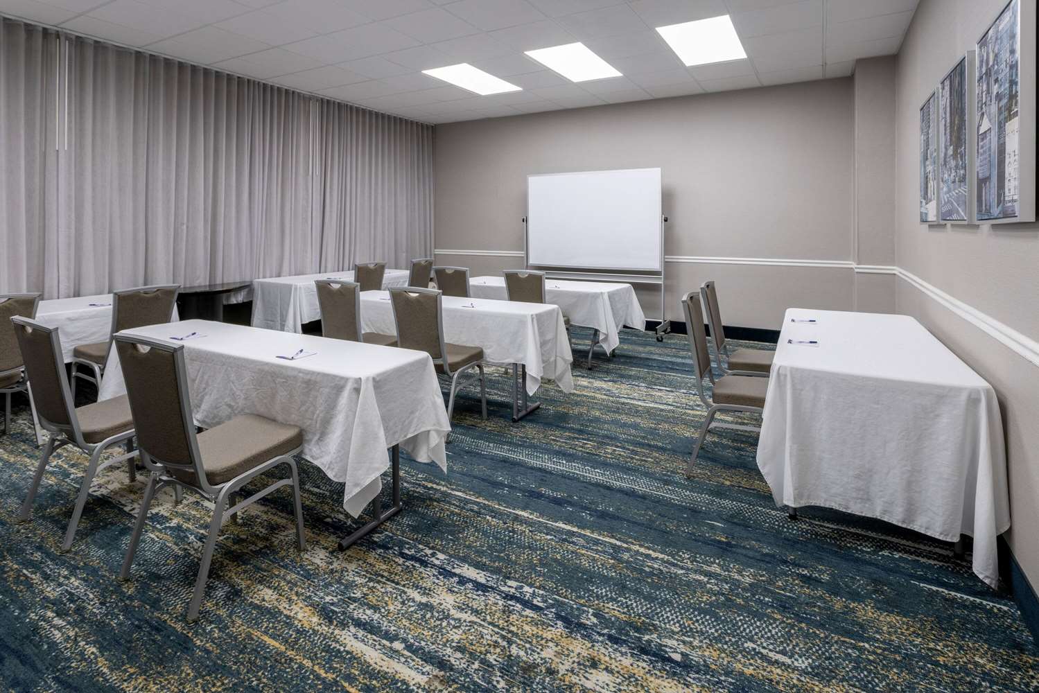 Baymont by Wyndham White Plains Elmsford 29/44