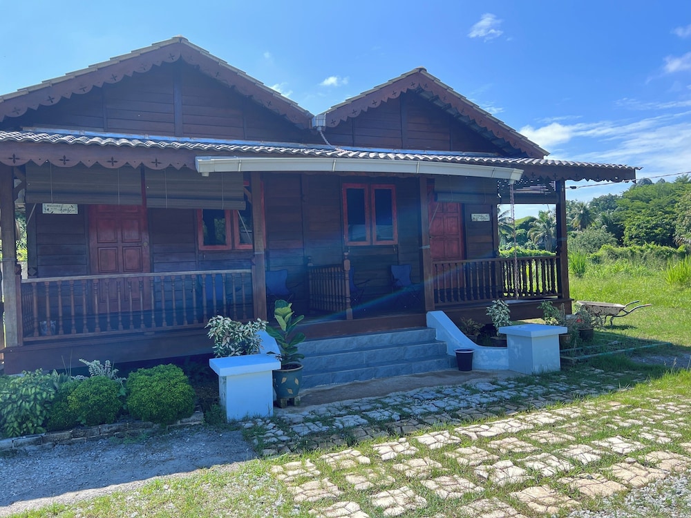 Hotel O Sri Ayu Inn in Gurun