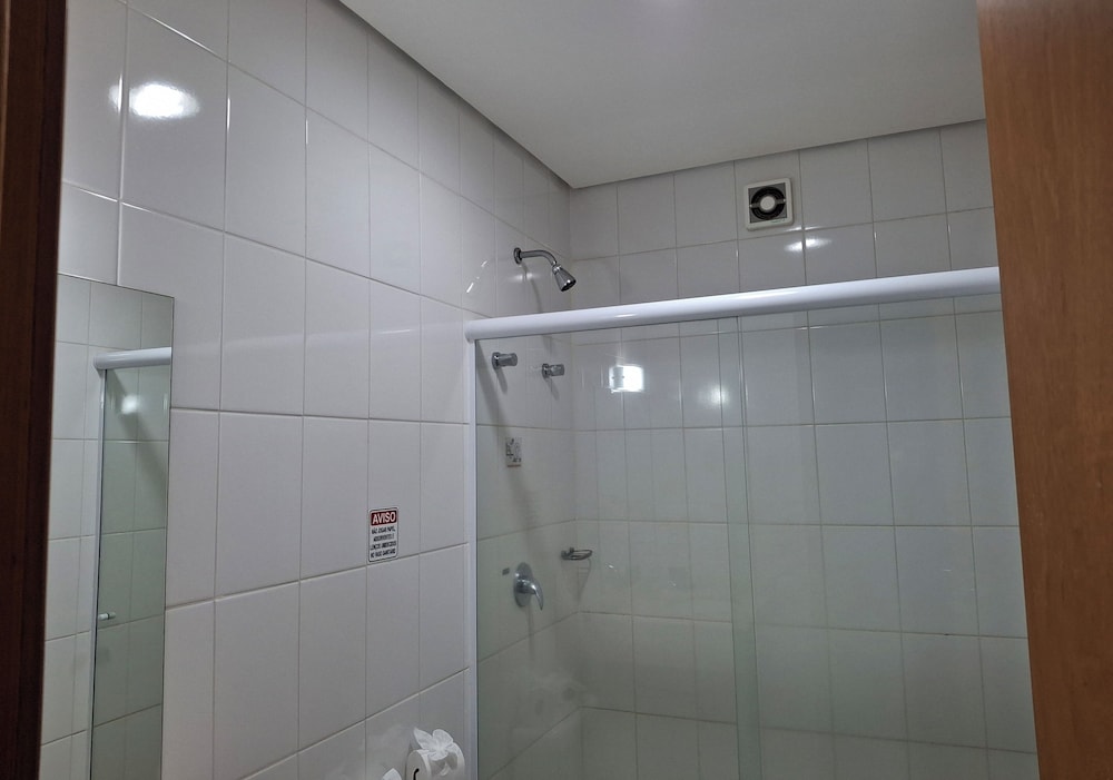 Onix Inn Hotel Cravinhos 50/50