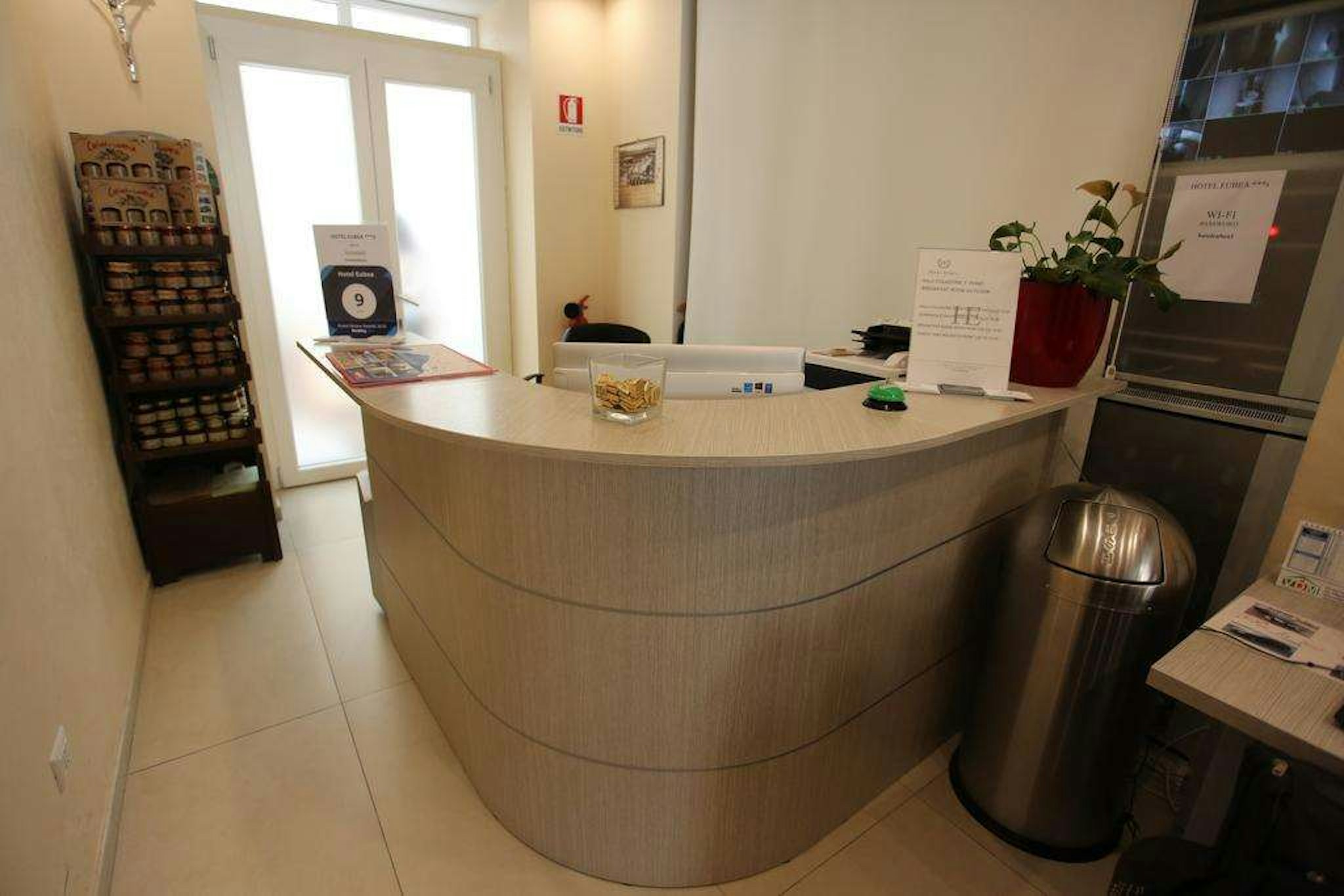 HOTEL EUBEA 9/79