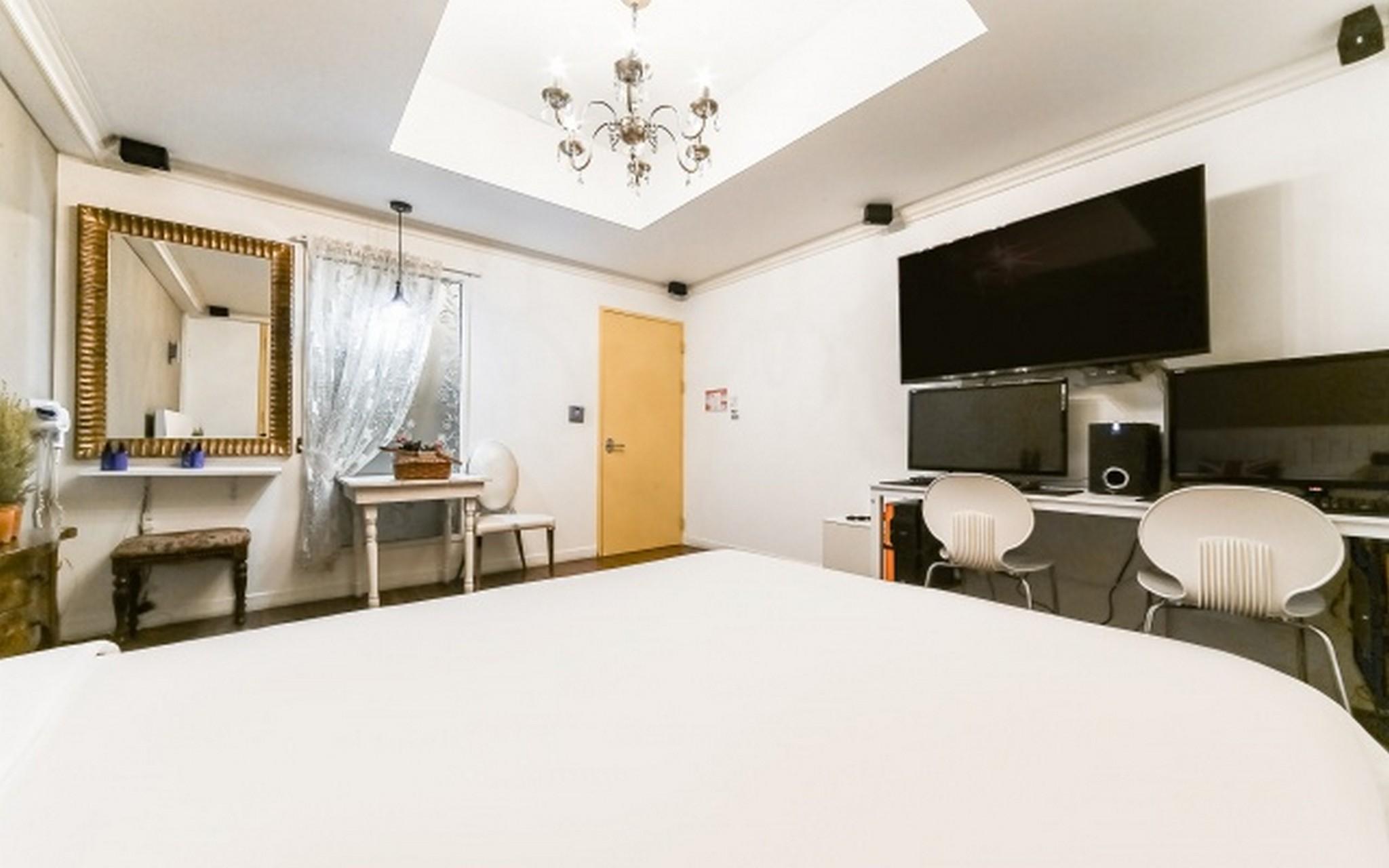 Shim Motel 15/55