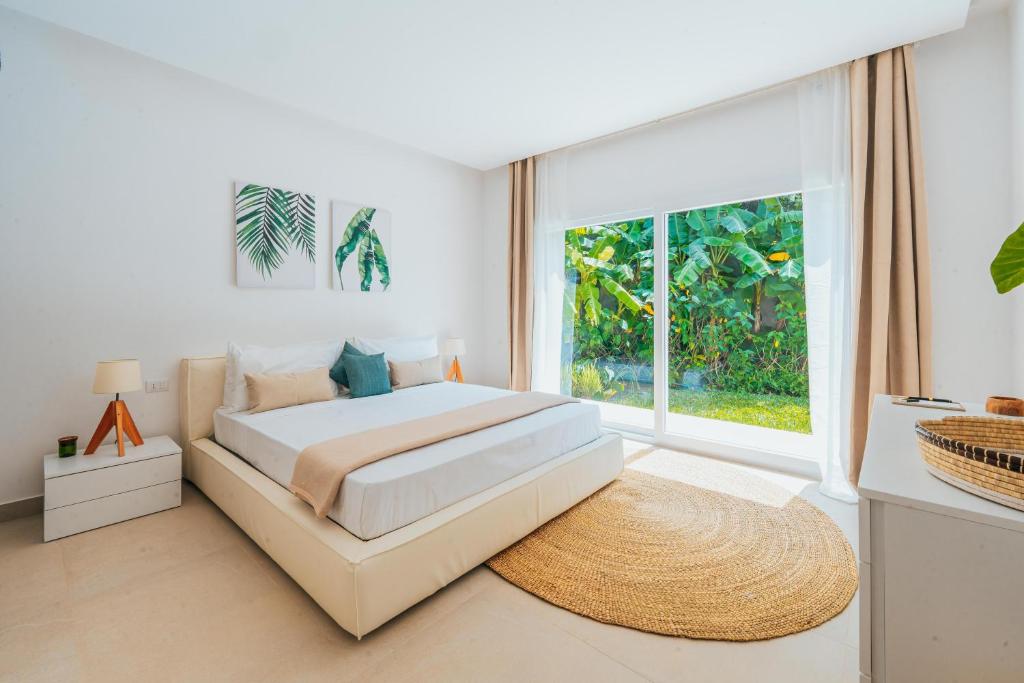 Luxury Signature Three Bedroom Villa with Pool