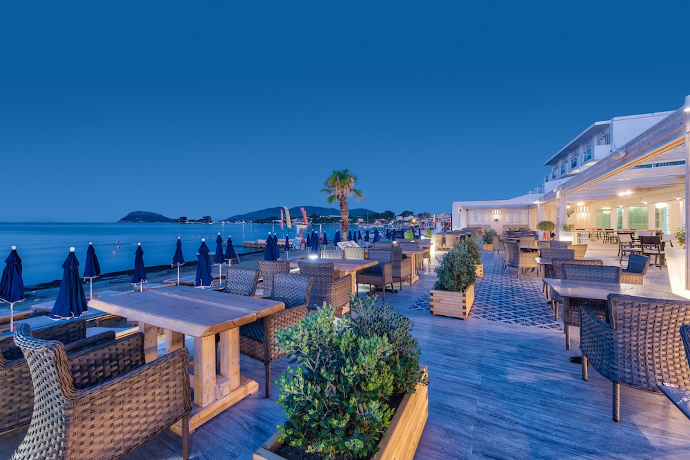 Mandala Seafront Suites 36/38