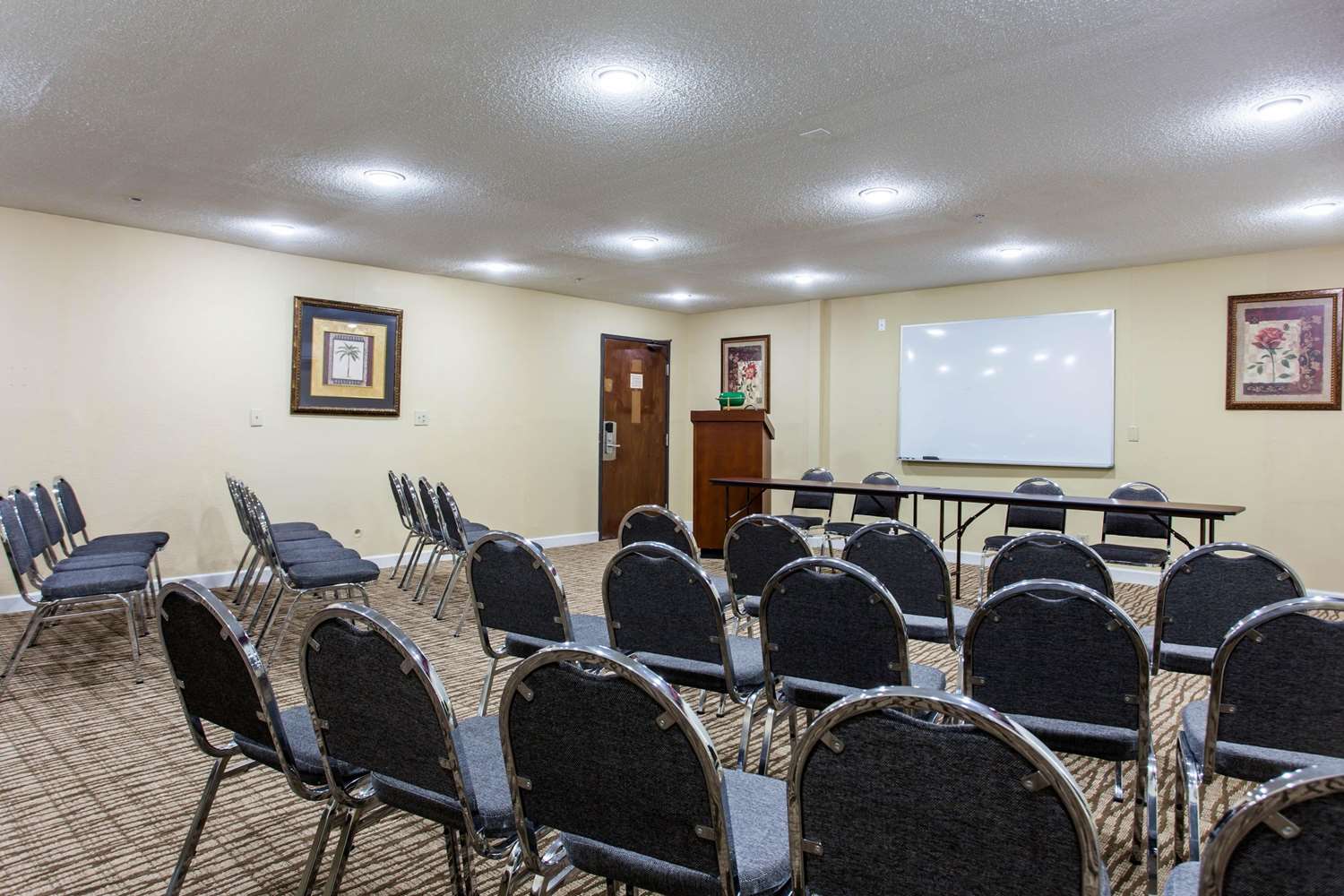 Comfort Inn Columbia West 15/20