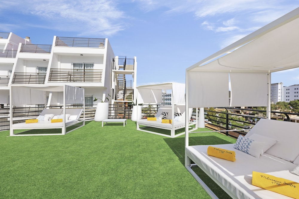 Palmanova Suites by TRH 41/46