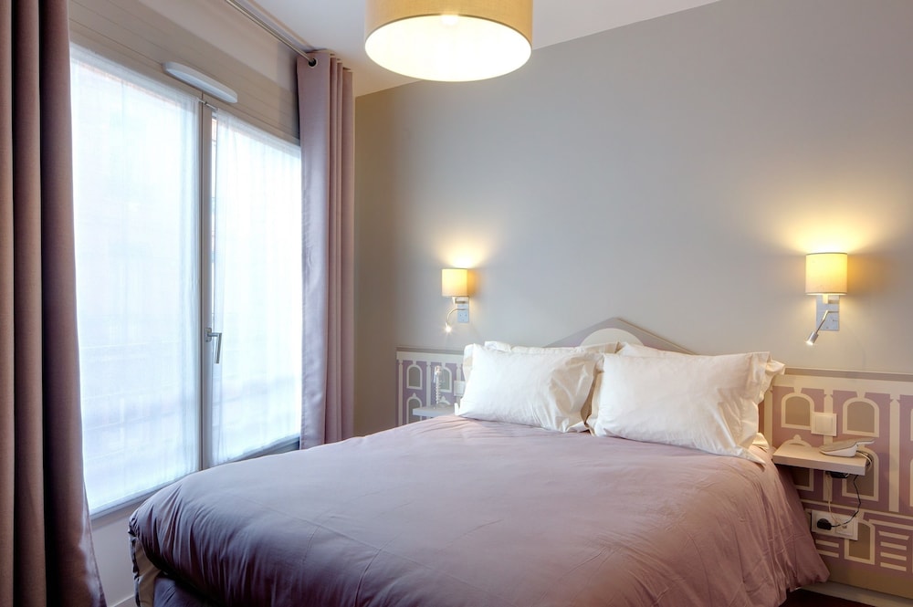 STANDARD, DOUBLE BED