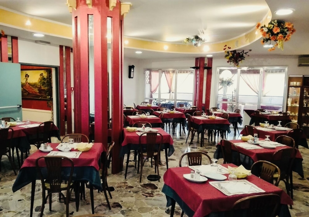 HOTEL PICADOR 18/22