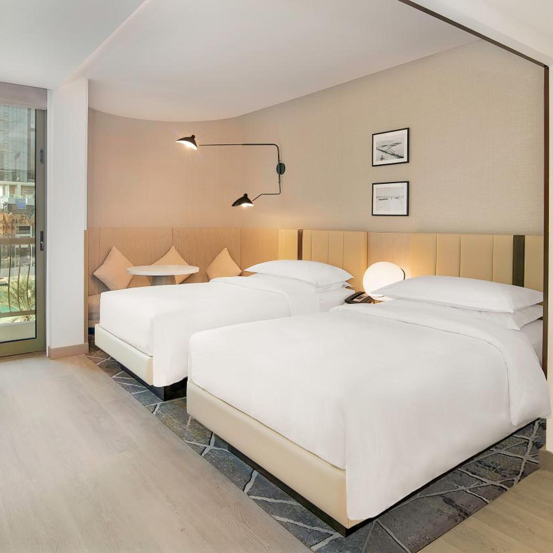 Club, Twin Beds, Resort View, Club Lounge Access