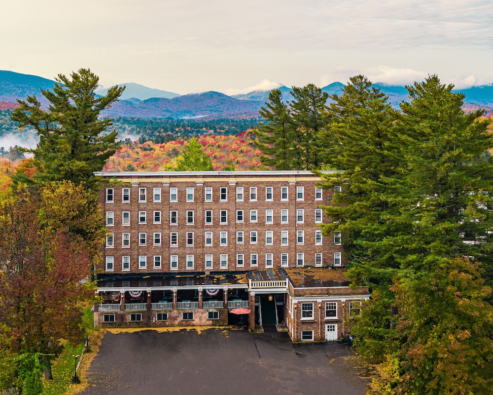 The Pines Inn Lake Placid 3/41