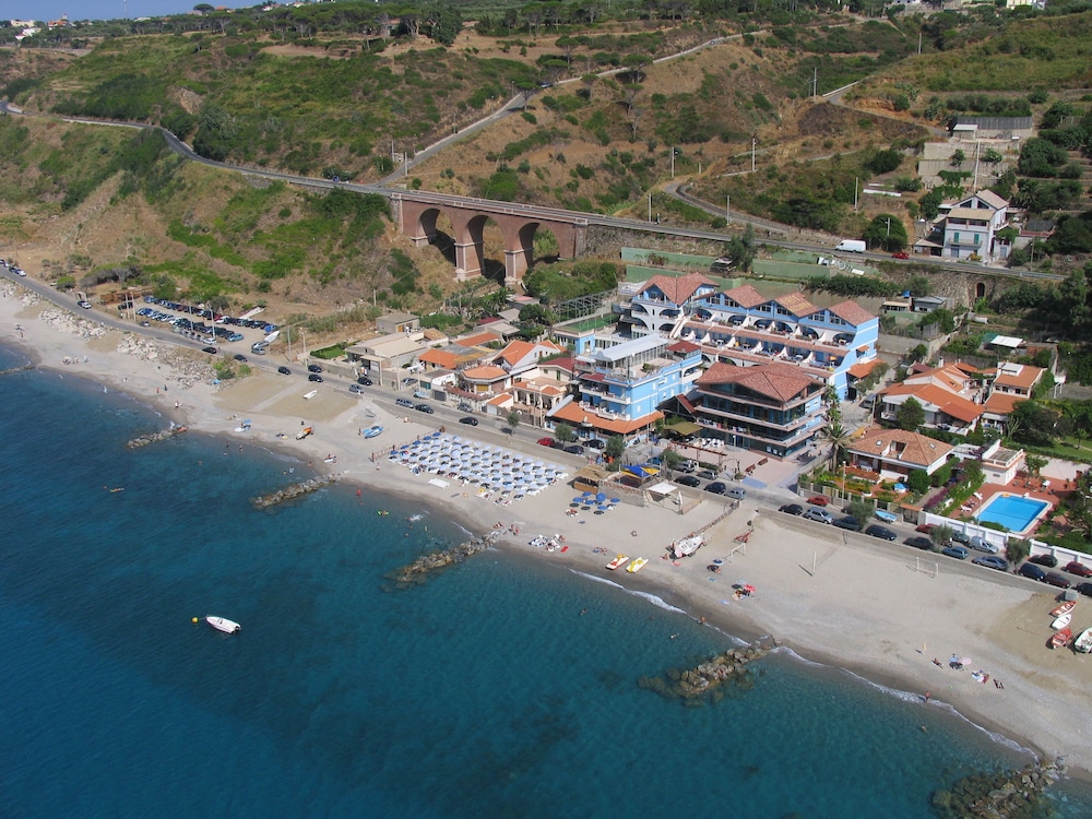 Oasi Azzurra Village 30/40