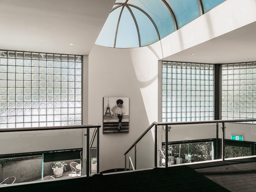 Beaumont Kew Hotel 36/47