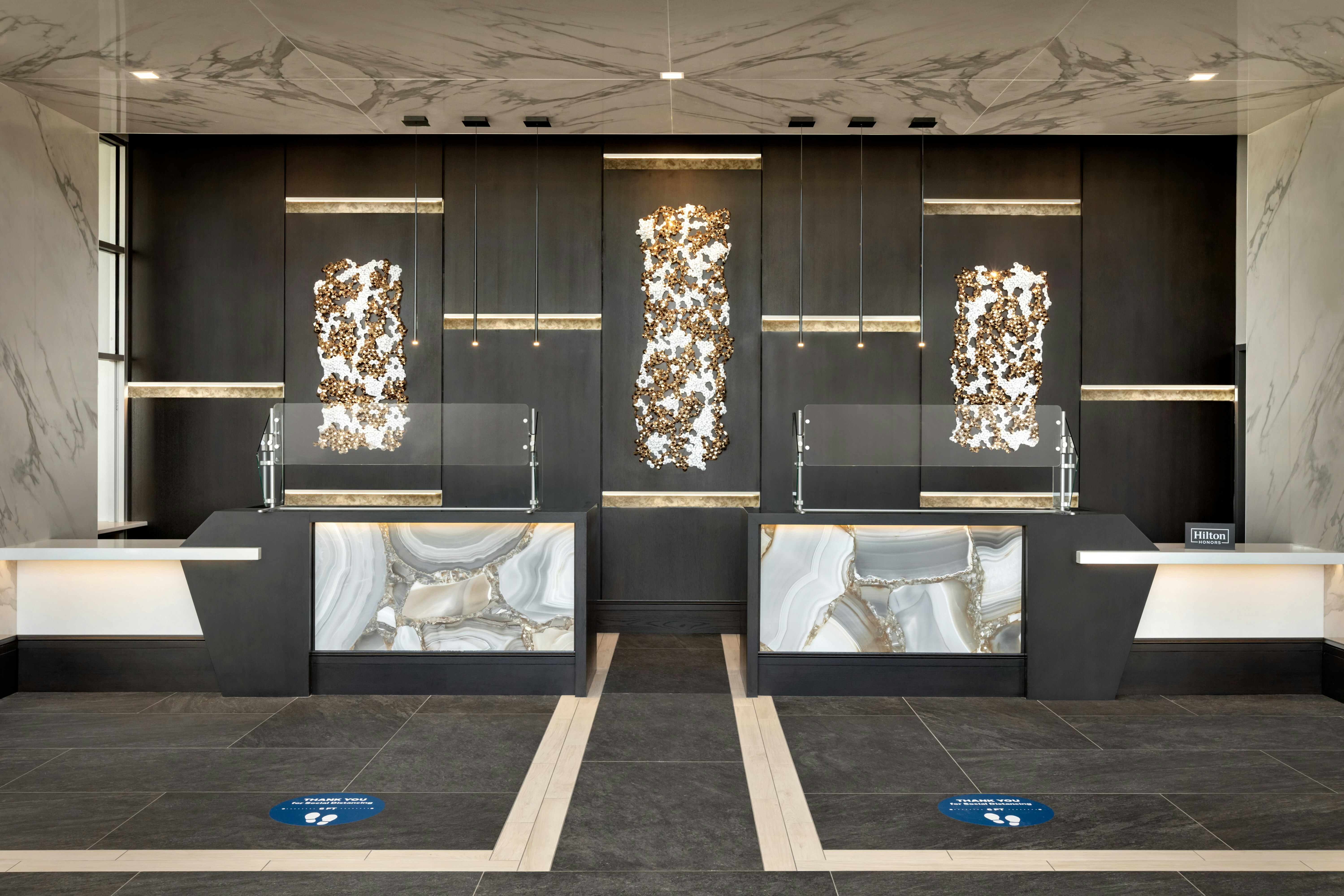 Lobby at Hilton Alpharetta Atlanta, ALPHARETTA - GA
