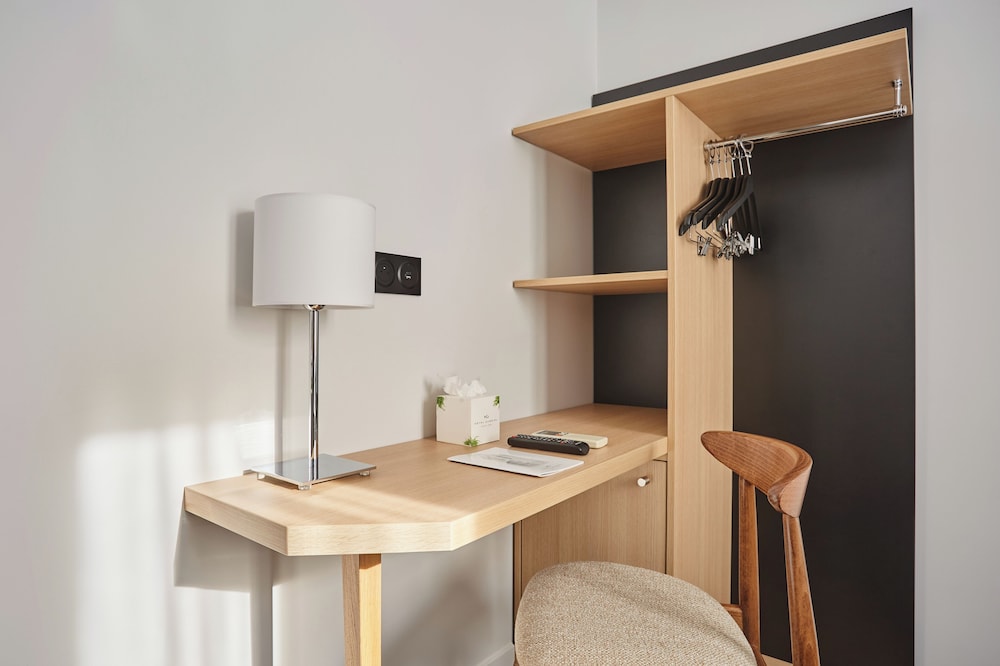 Hotel Gabriel Issy Paris 40/44