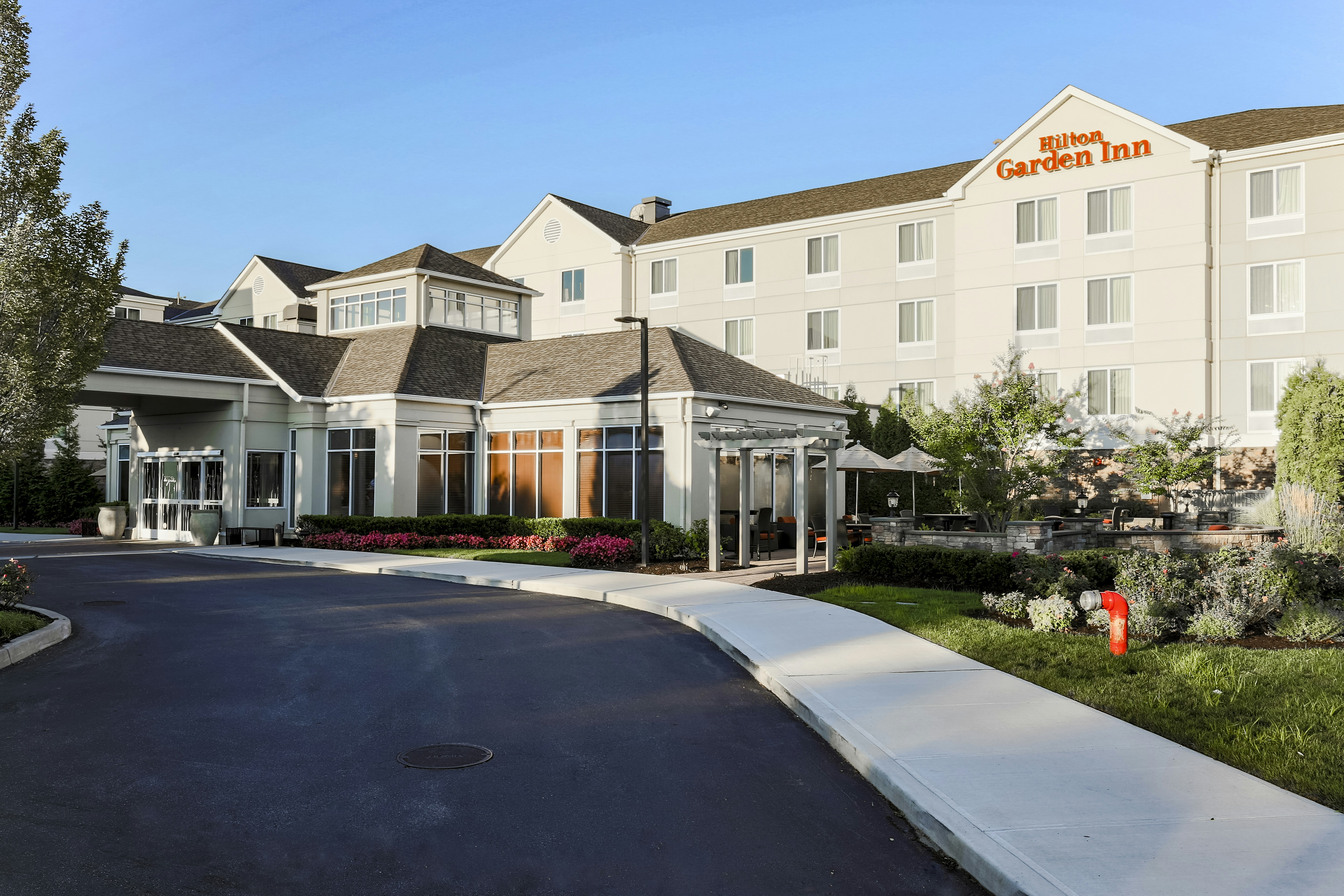 Hilton Garden Inn Melville 66/69