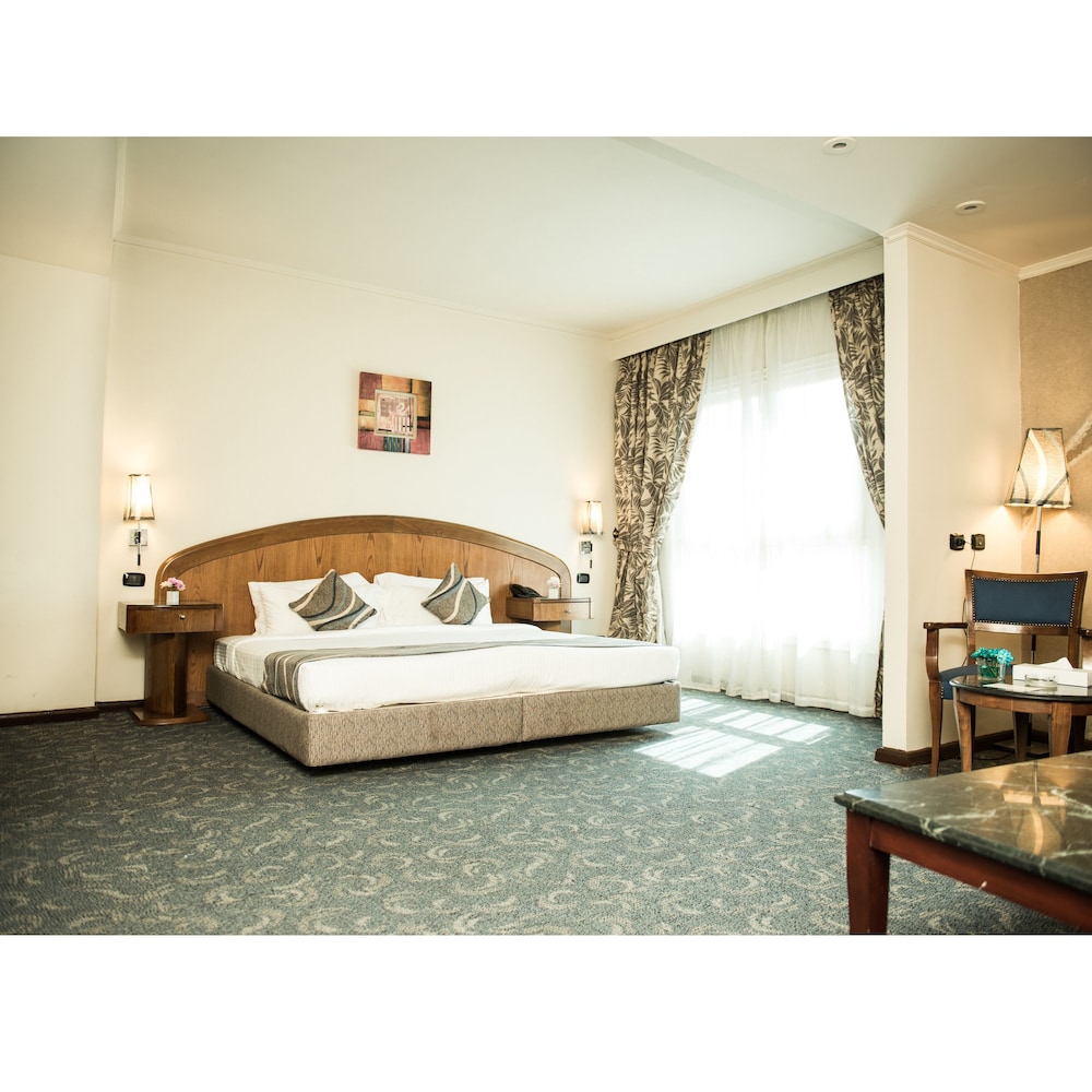 JUNIOR SUITE CITY VIEW