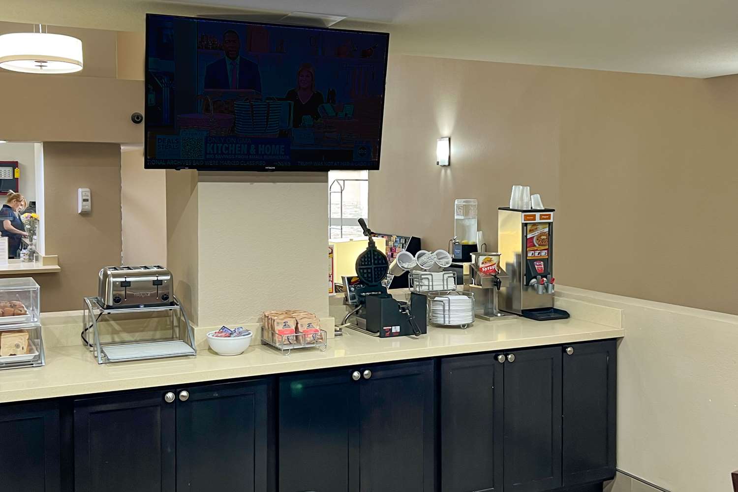 Comfort Inn and Suites Surprise Near Sun City West 21/55
