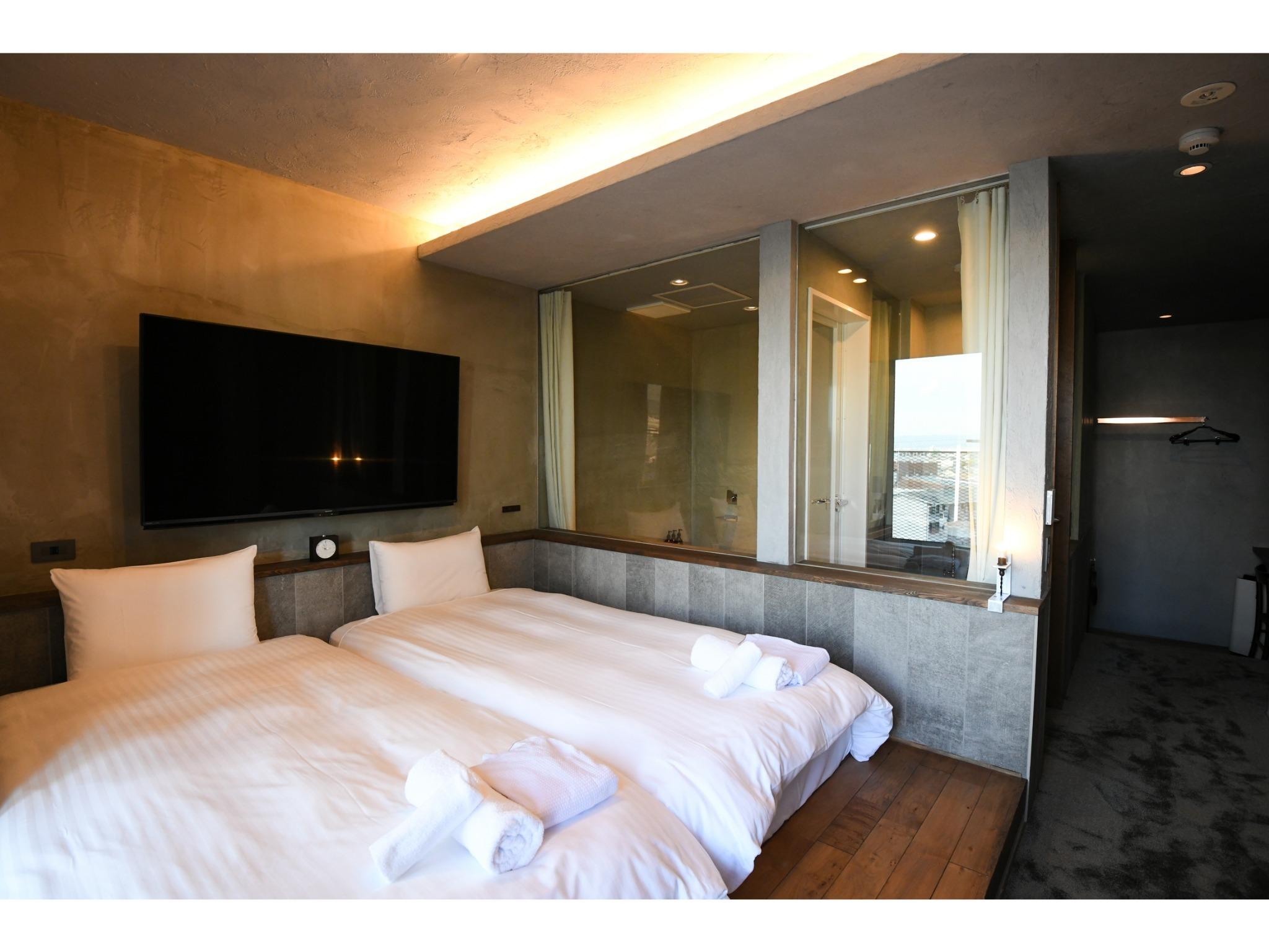 Executive, Twin Beds