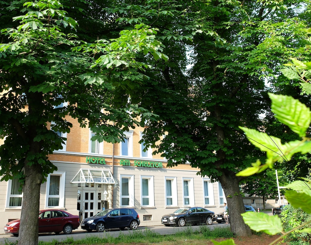 Hotel am Schelztor 30/34