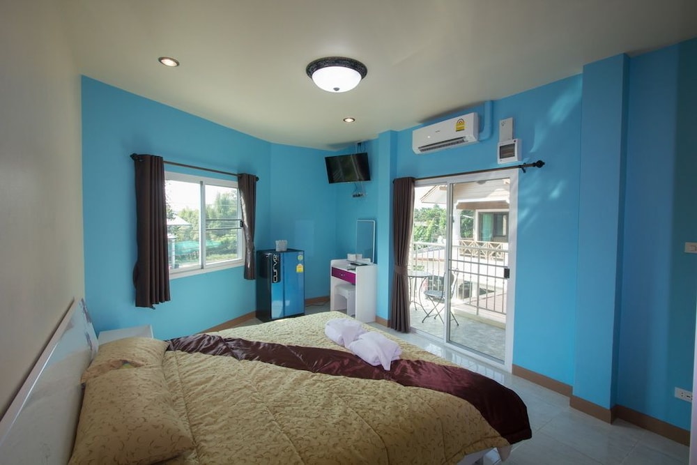 Donchai House 14/43