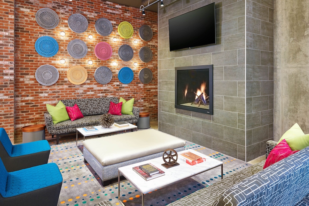 Aloft Louisville Downtown 54/69
