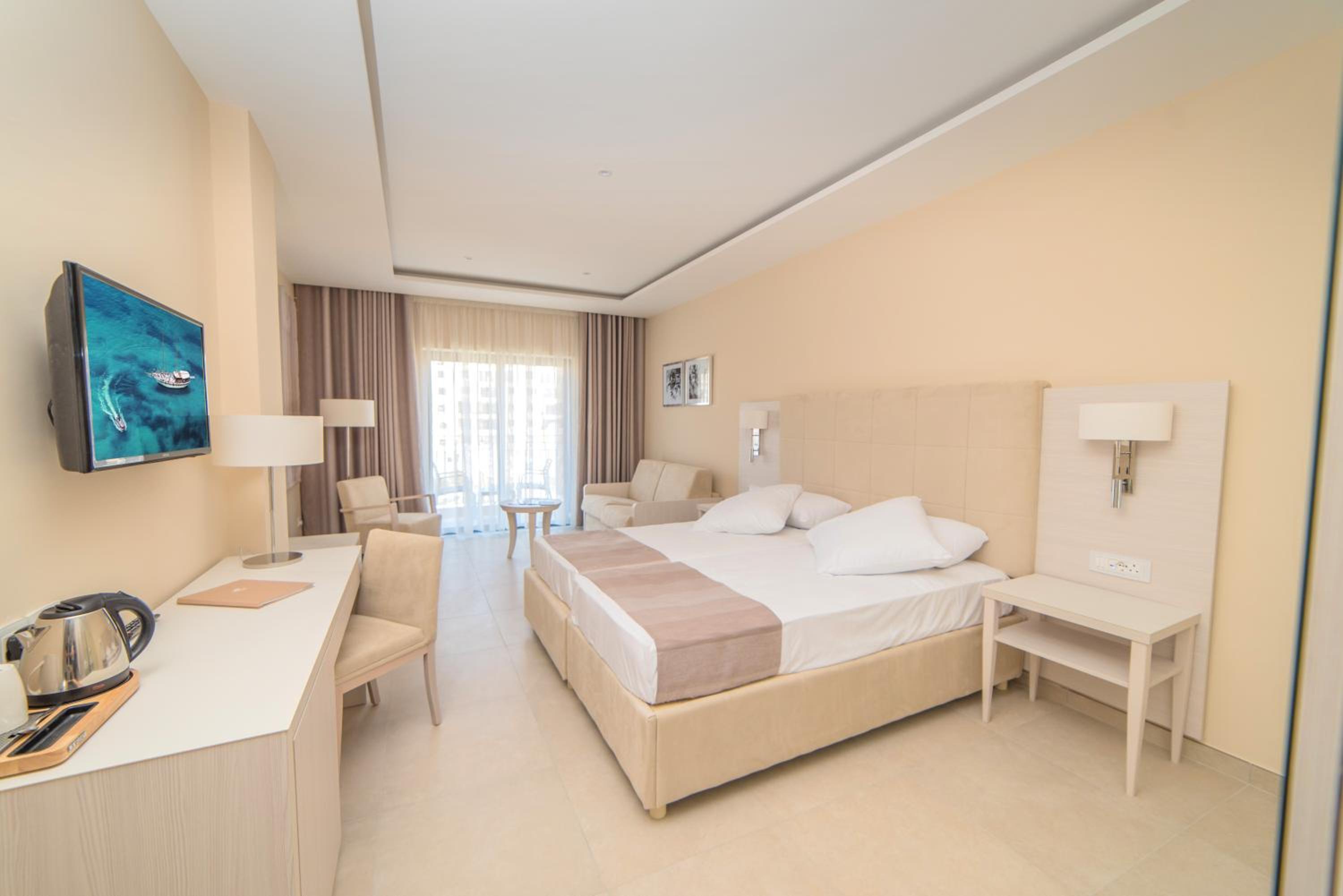 Deluxe, Suite, Garden View