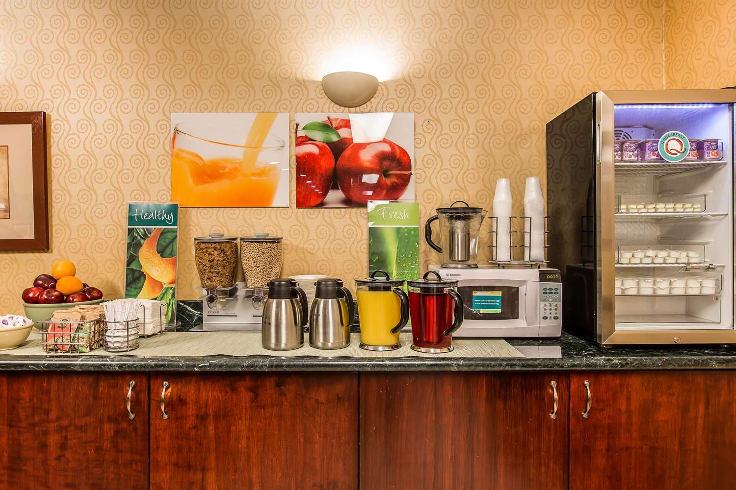 Quality Inn Near China Lake Naval Station 7/42