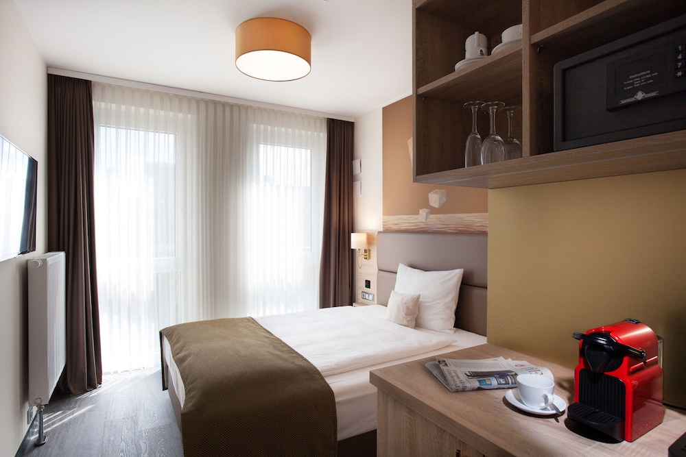 STAY! Hotel Boardinghouse 39/61