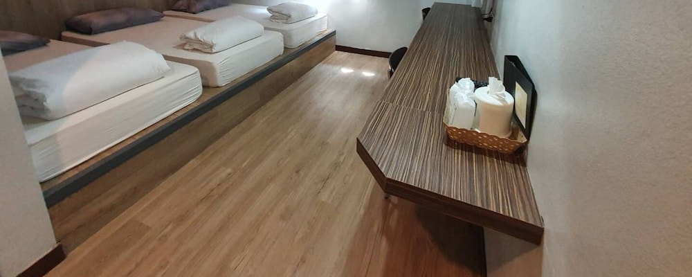 Golden House Hotel Sakaeo 17/50