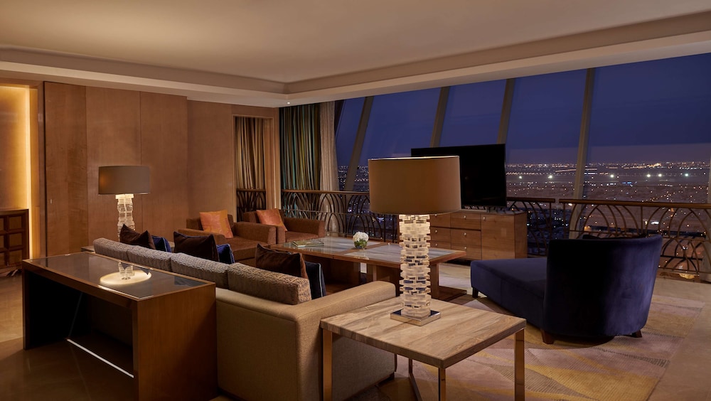حياة ريجينسي(Hyatt Regency Riyadh Olaya) 60/75