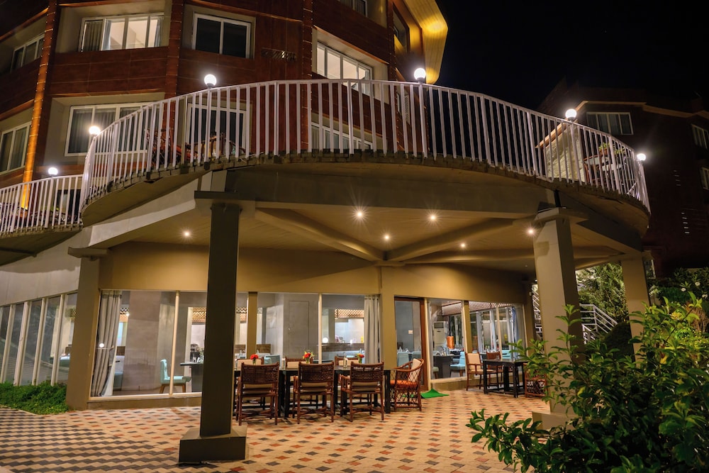 Hotel Sinclairs Bayview Port Blair in Taylorabad