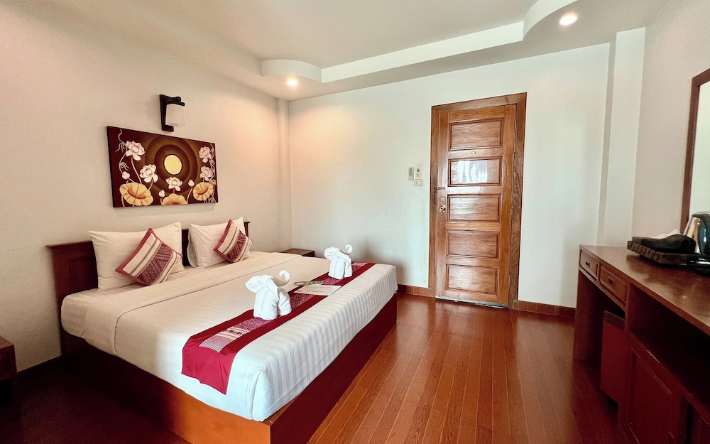 Sawadeelanna Hotel 7/63